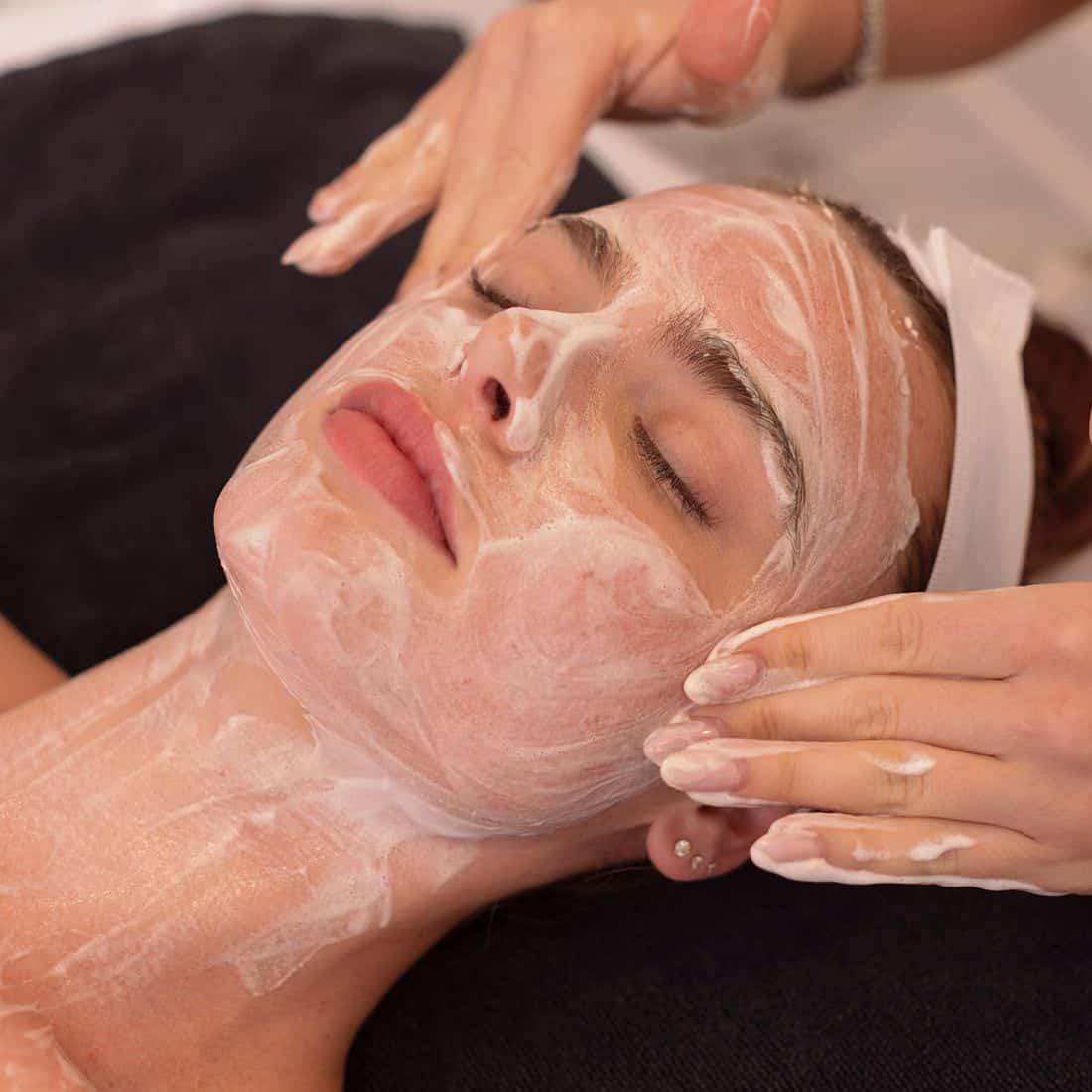 Facial treatment at Farwa Beauty Salon, PECHS